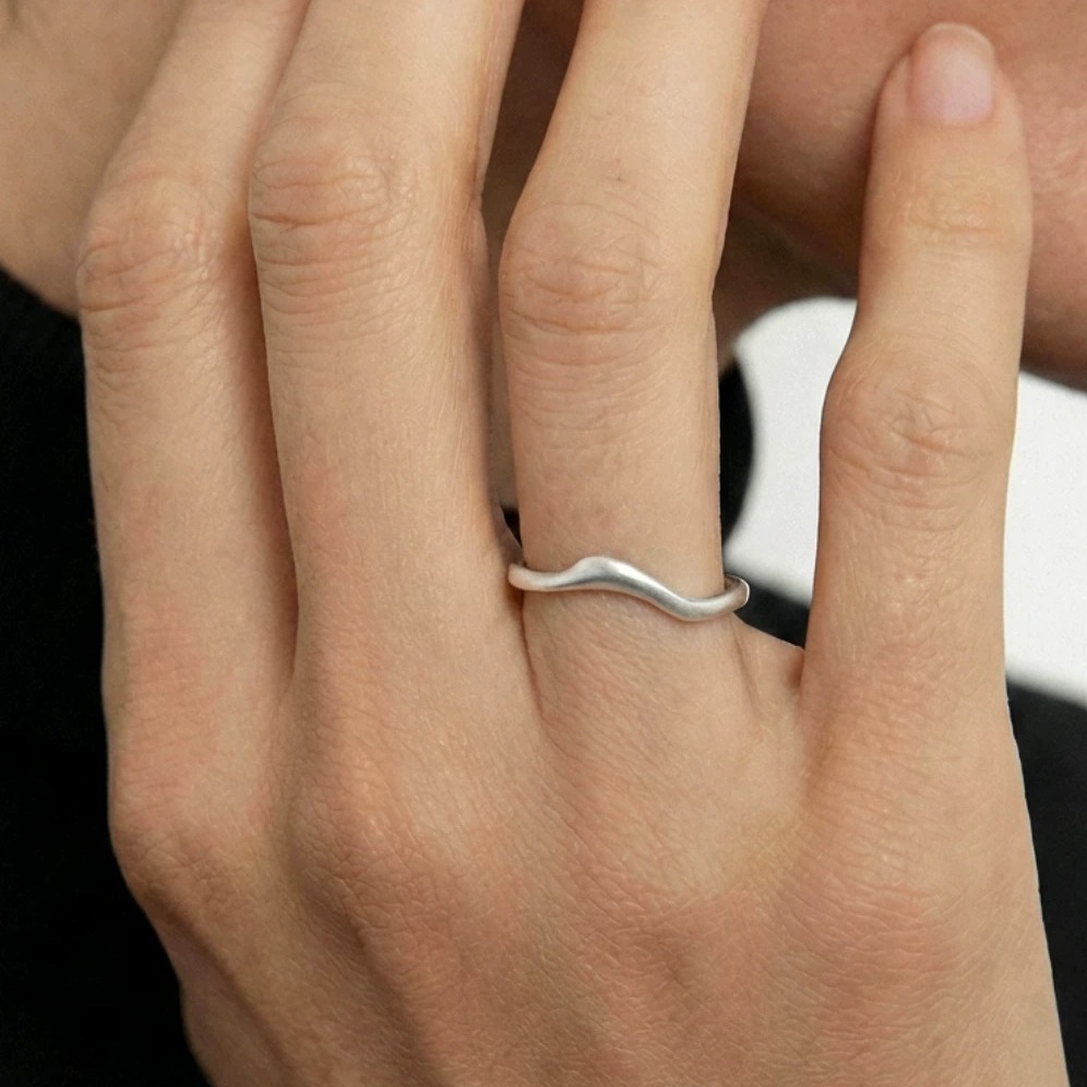 Handcrafted Wave Band Silver Ring — original scene