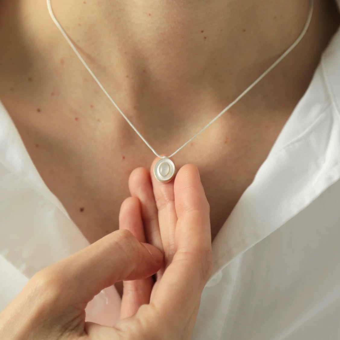 White Agate Sterling Silver Necklace — original main image
