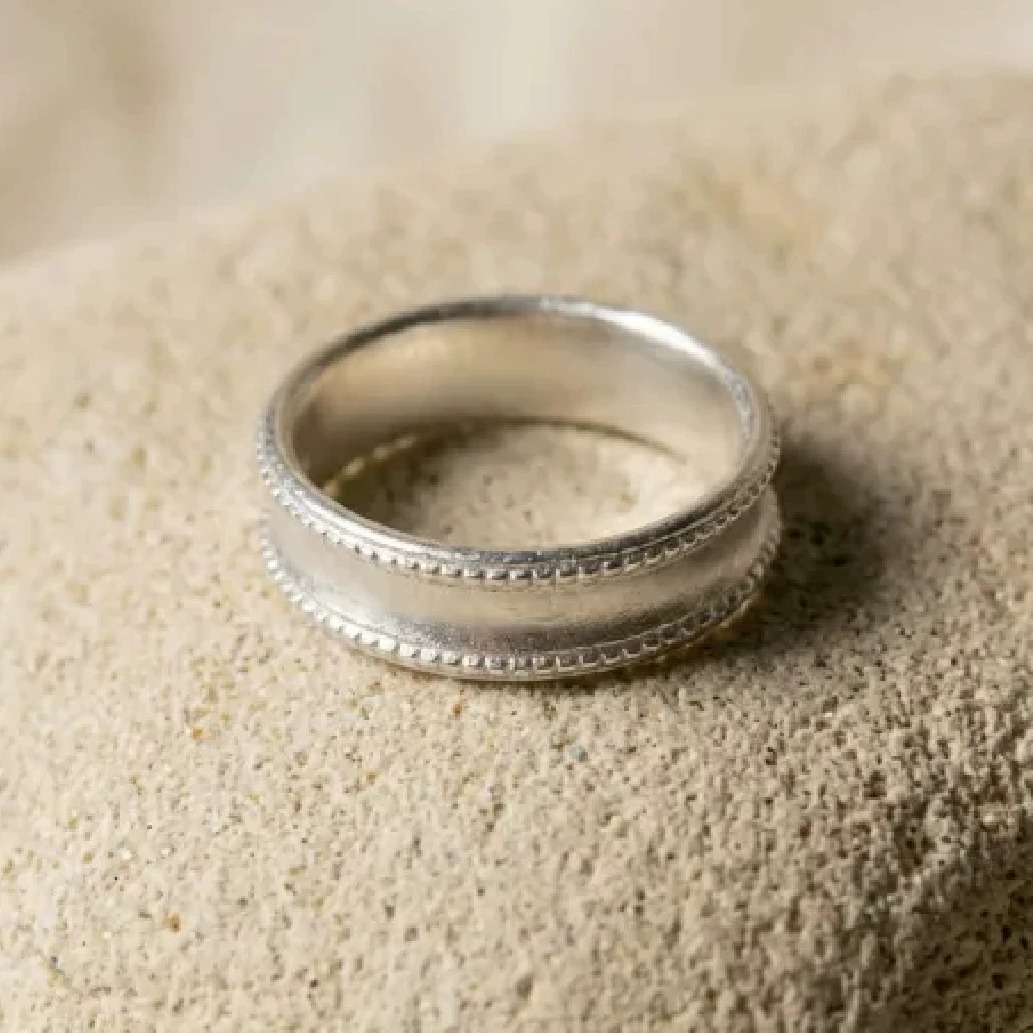Handcrafted Sterling Silver Ring by LOPHNE