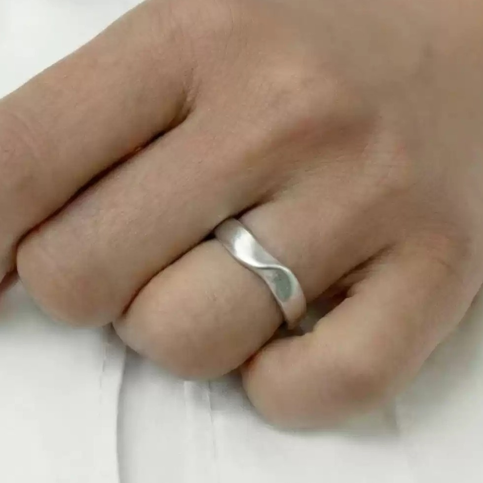 Knotted Wave Sterling Silver Ring — original source image
