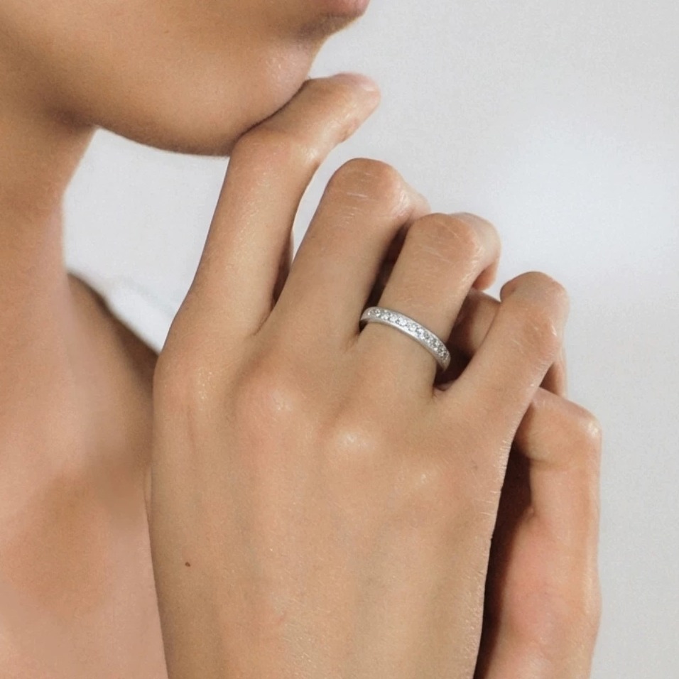 Vintage-Style Moissanite Sterling Silver Ring — original source image