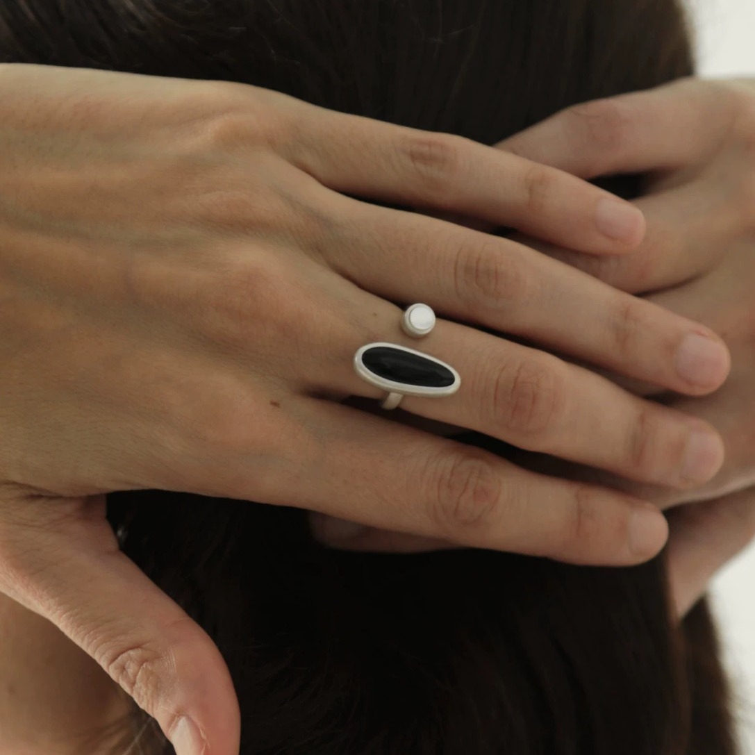 Minimalist Black Onyx and Mother-of-Pearl Open Ring in Sterling Silver — original source image