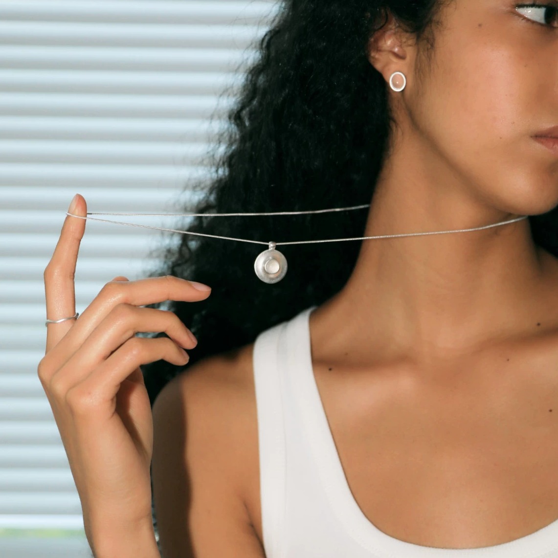 White Agate Sterling Silver Necklace — original source image