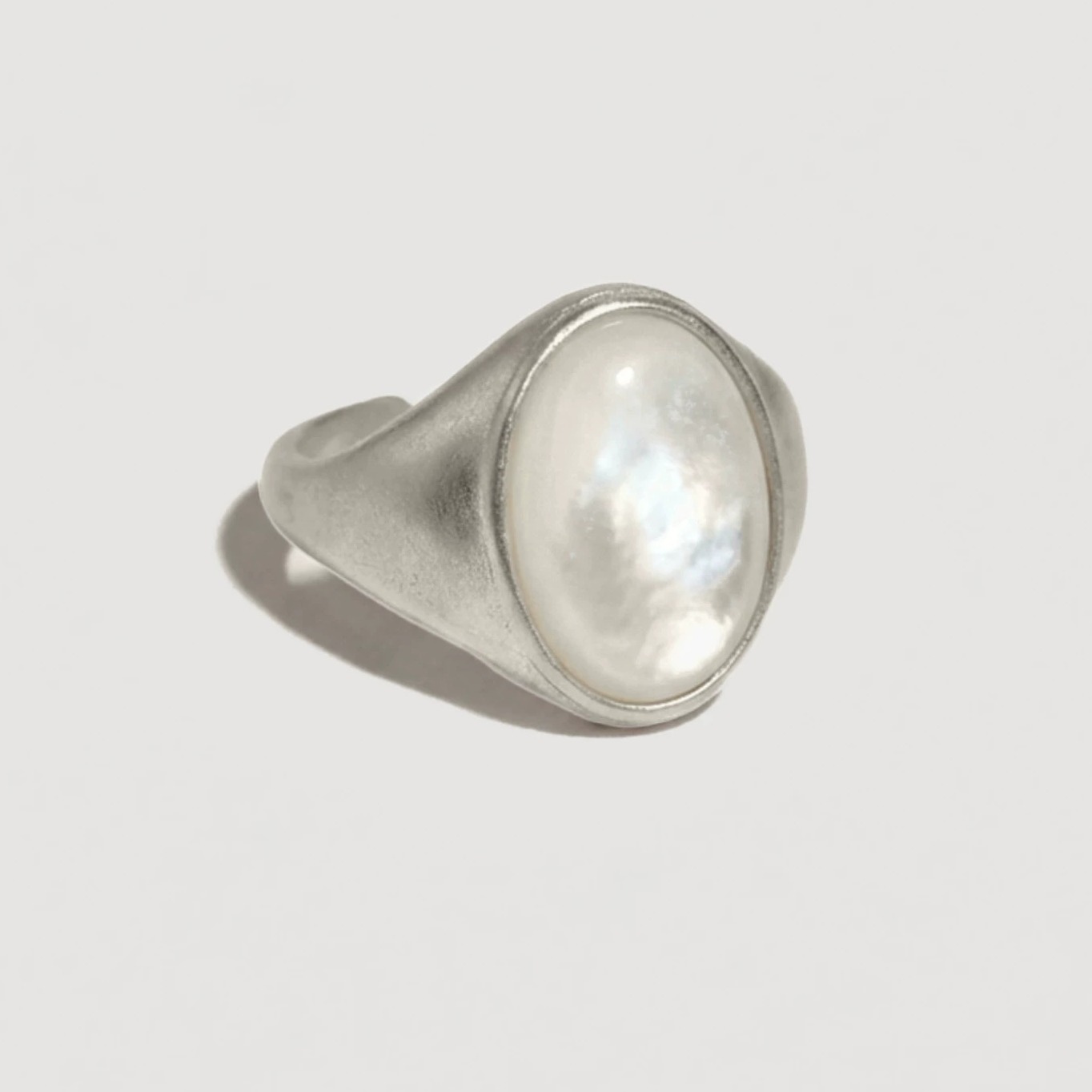 Oval Mother-of-Pearl Vintage-Style Sterling Silver Ring — original source image