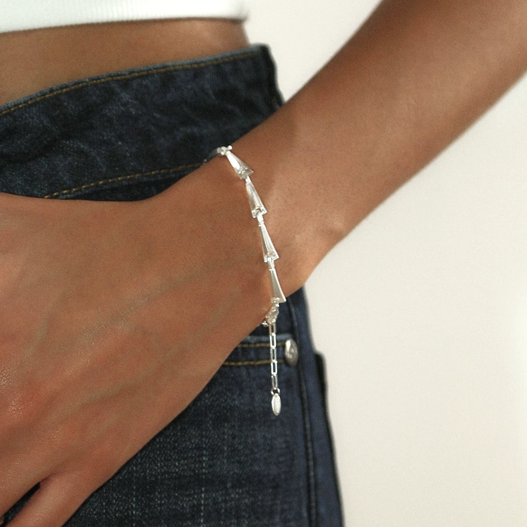 Hand-Hammered 925 Sterling Silver Bracelet, Vintage Aesthetic — original source image