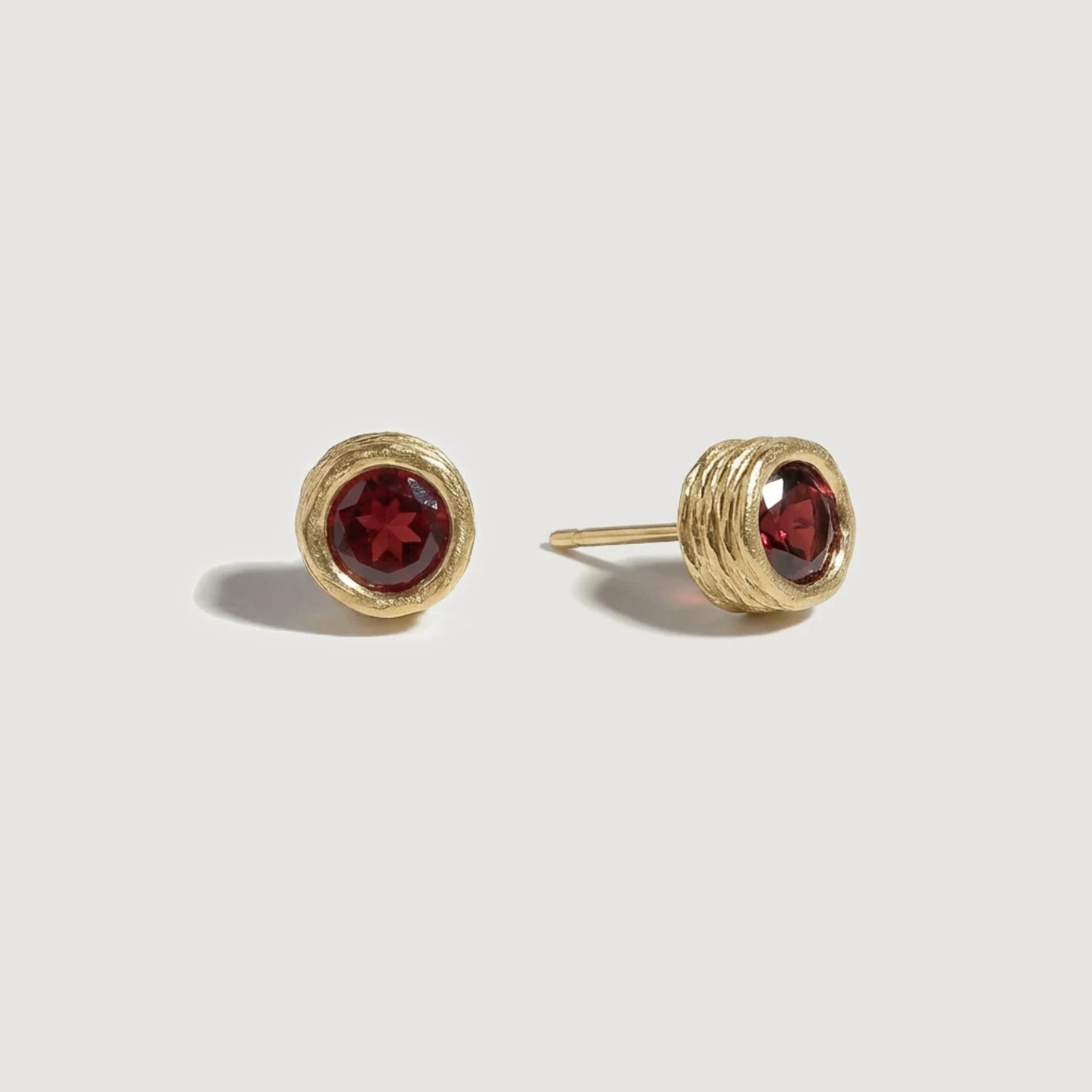 Minimalist 925 Sterling Silver Earrings with Garnet or Moissanite — original source image