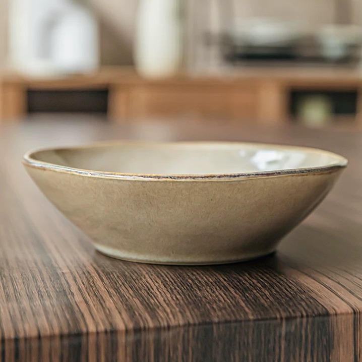 Irregular Vintage-Style Ceramic Salad Bowl - 7.5" product view