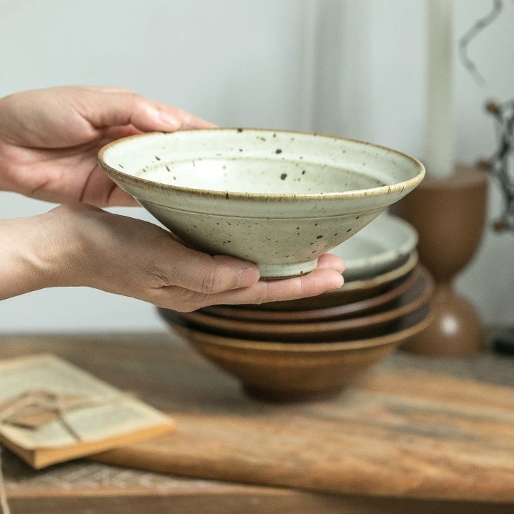 Rustic Ceramic Straw Hat Bowl product view