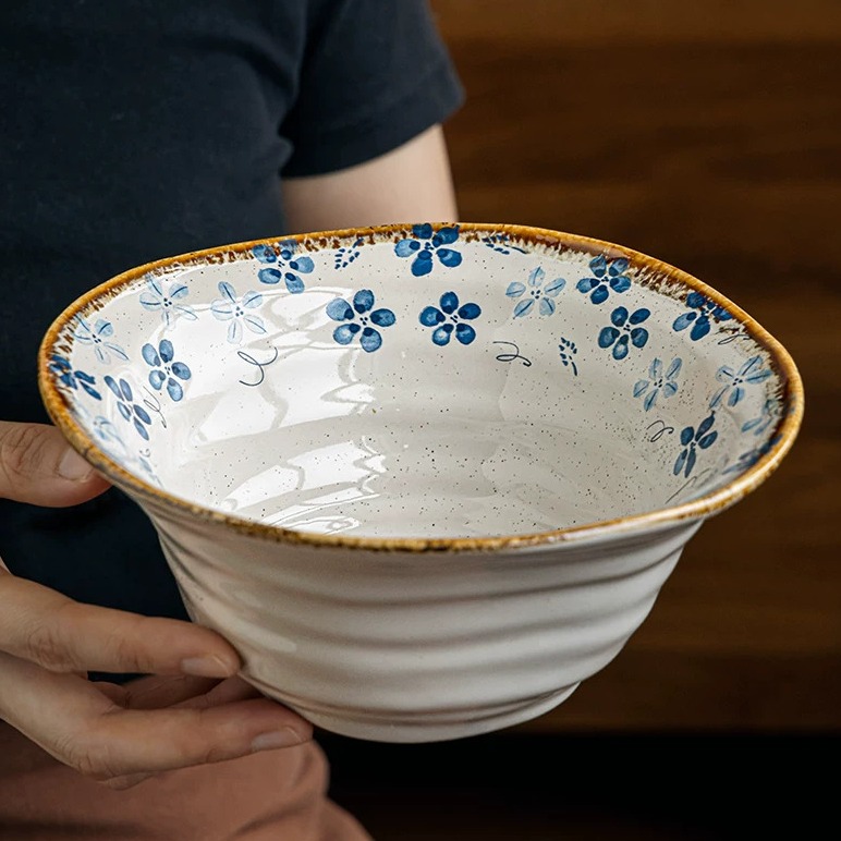 Handcrafted Spiral Ceramic Soup Bowl - 7.5 Inch, 820ml Large Capacity product view