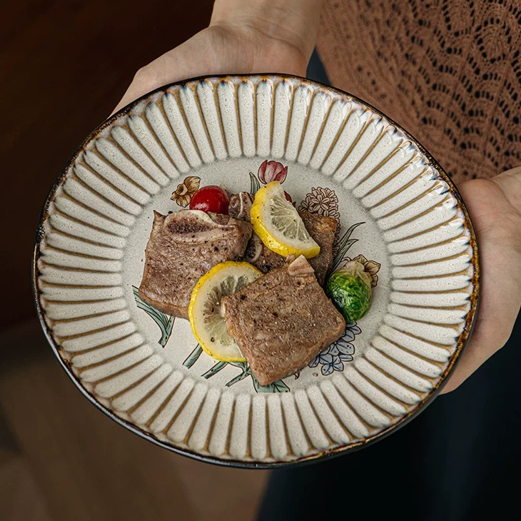 Linsen Ceramics Irregular Vintage-Style Ceramic Plate product view